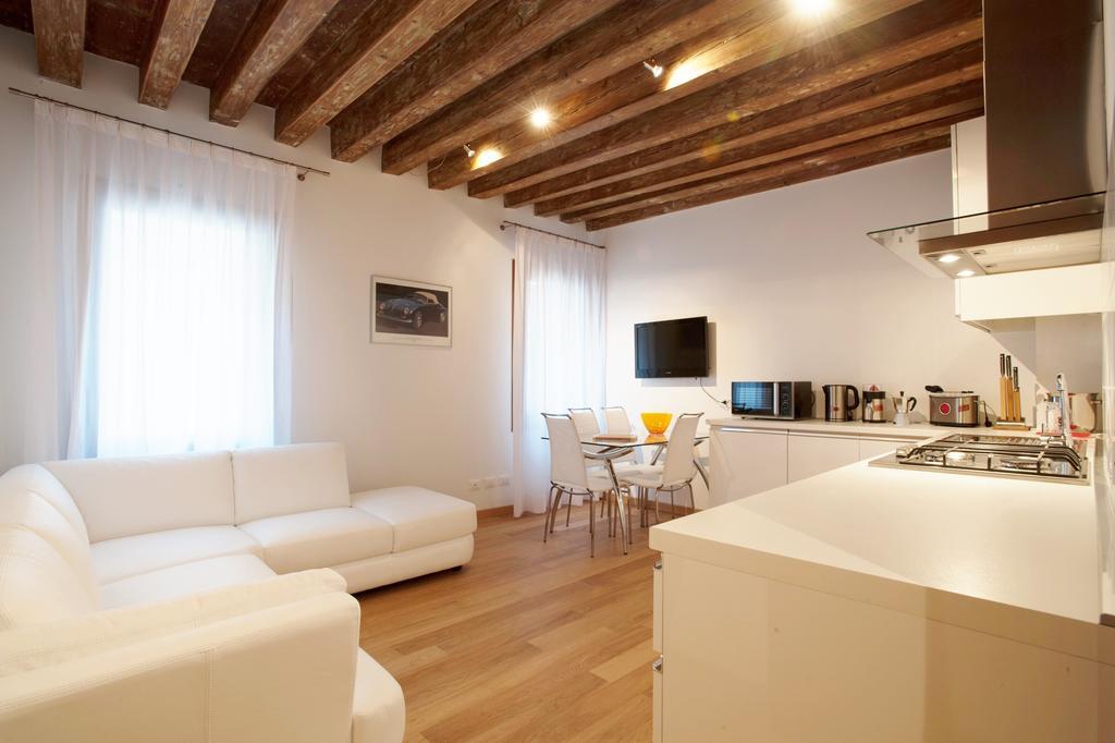 Appartamento The Lion's House Apt2 *